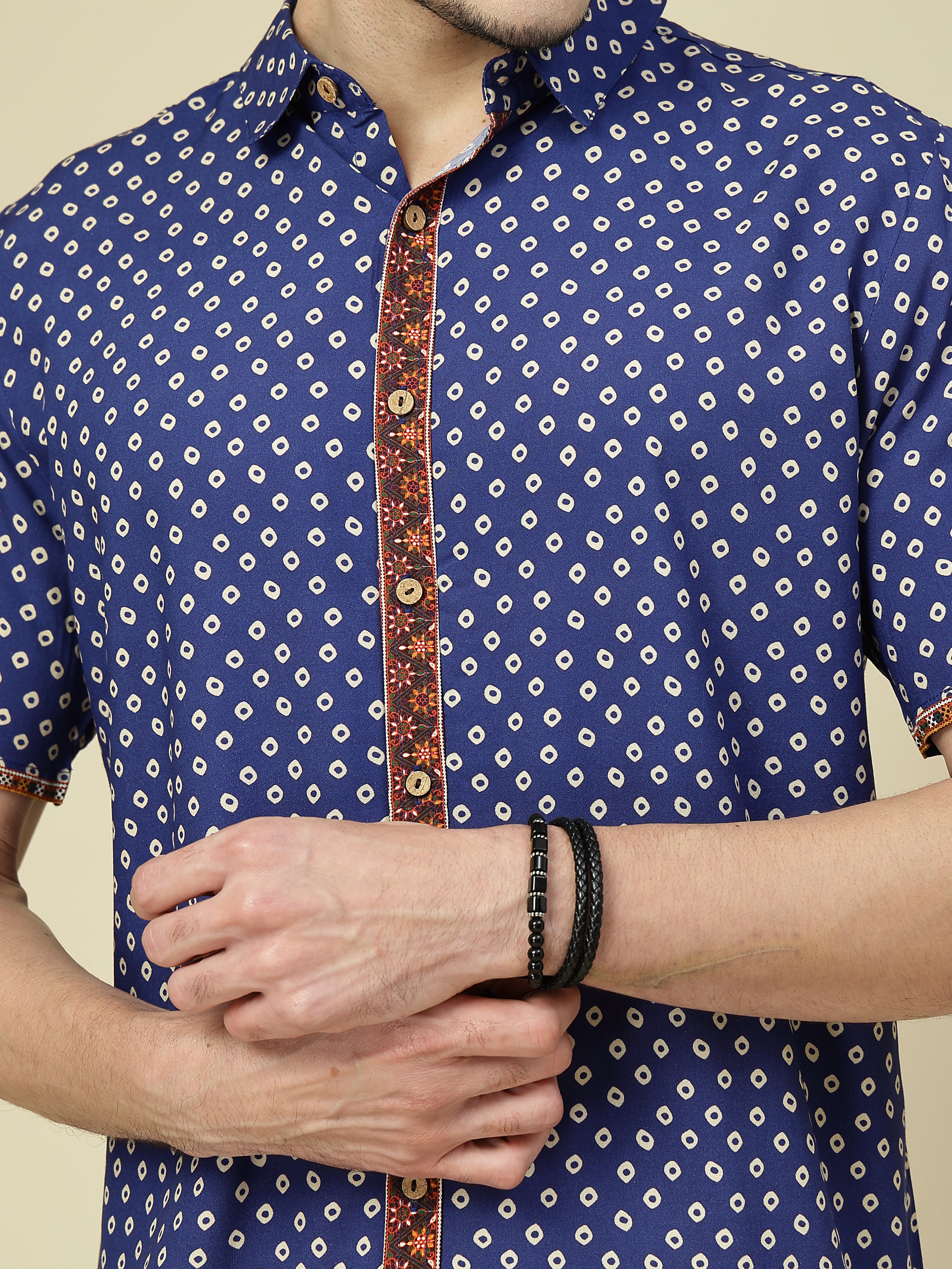 Blue Geometric Print Short Sleeve Shirt with Ethnic Border
