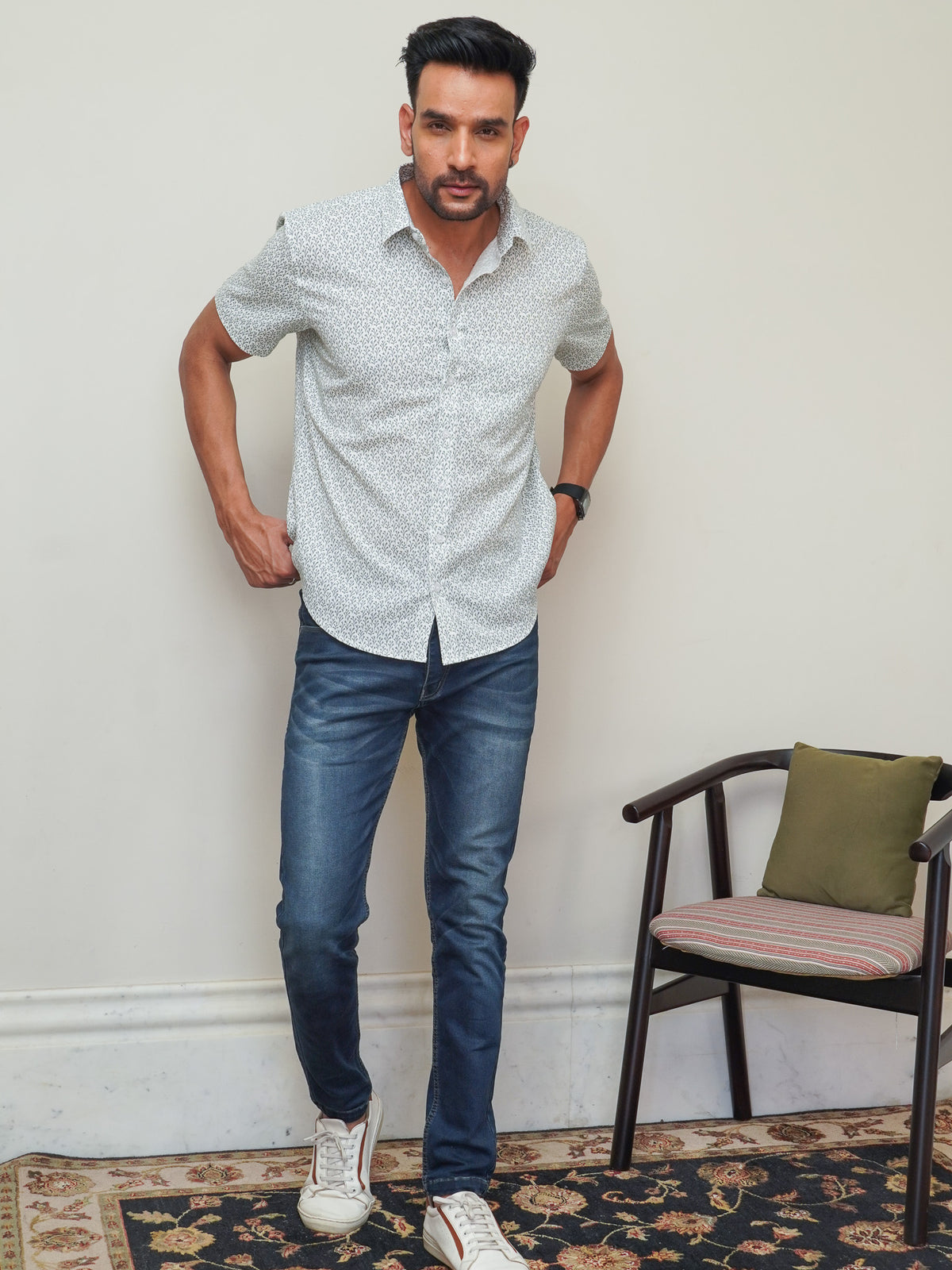 Front view of men’s blue floral printed cotton casual shirt